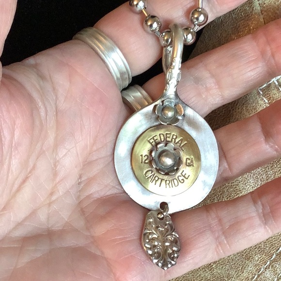 Necklace , vintage Federal cartridge shell - Picture 3 of 6